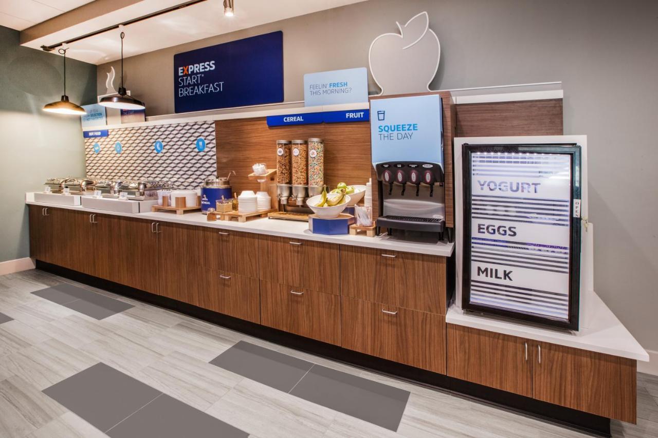 Holiday Inn Express & Suites - Hawaiian Gardens By Ihg Eksteriør bilde