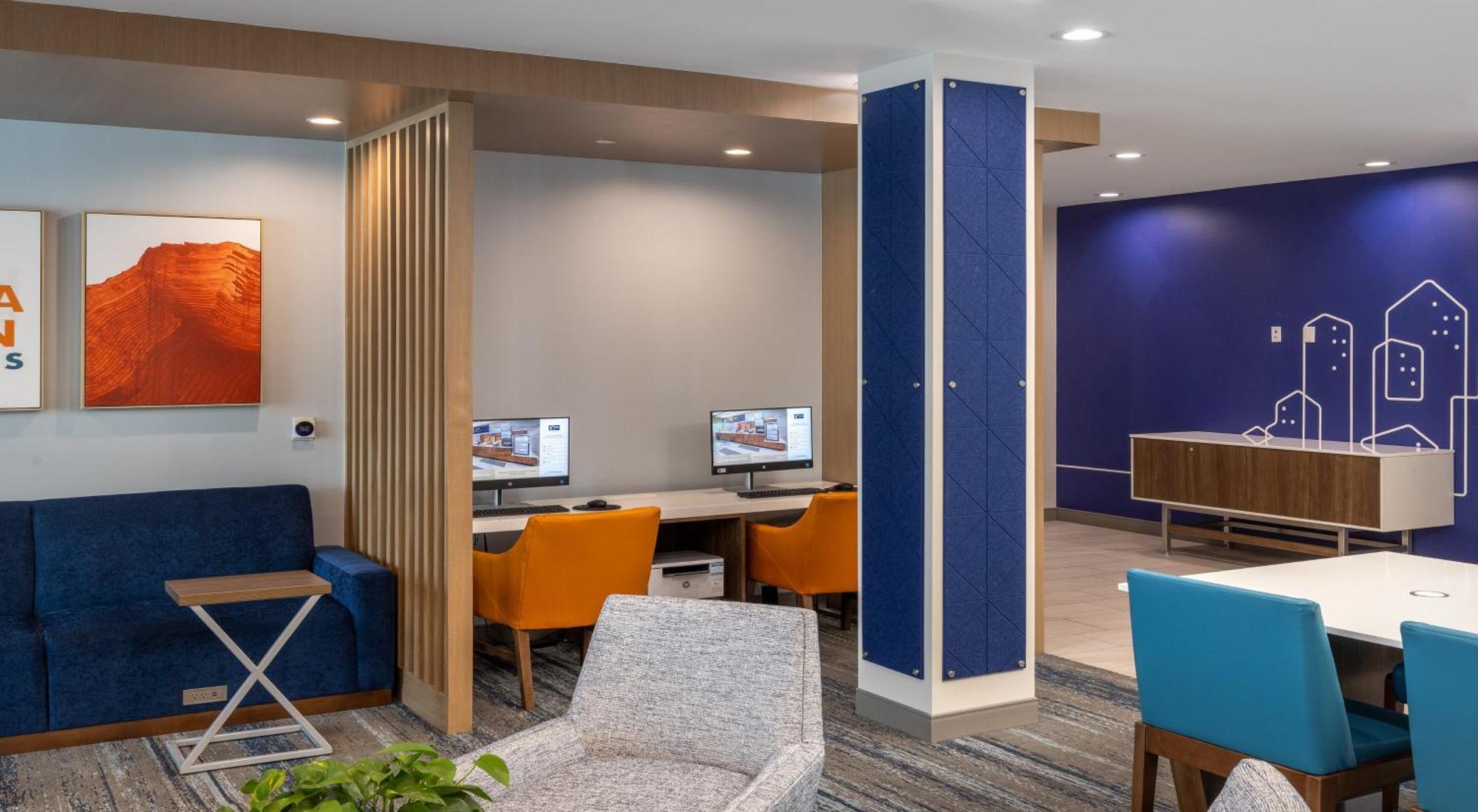 Holiday Inn Express & Suites - Hawaiian Gardens By Ihg Eksteriør bilde